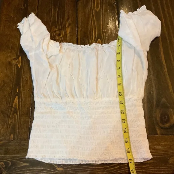 VENUS Classic White Cotton cropped ruched Blouse - Picture 5 of 6